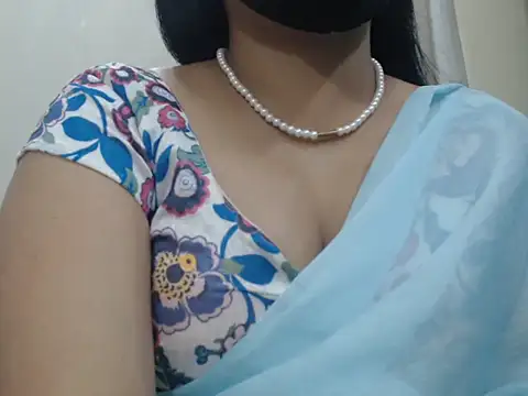 Lovely Siri 23 online show from 22, 7, 2026