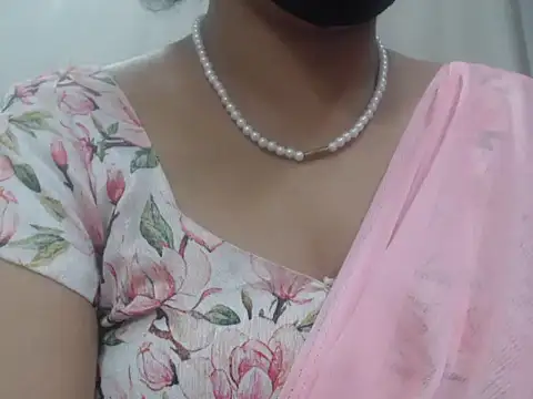 Lovely Siri 23 online show from 26, 7, 2026