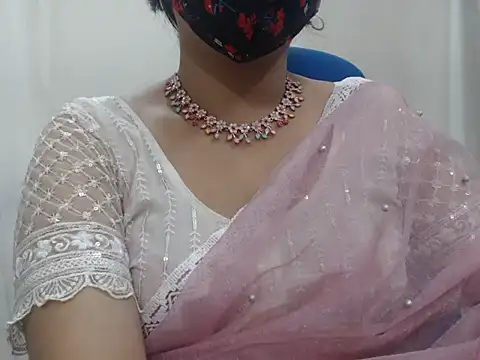 Lovely Siri 23 online show from 14, 11, 2025