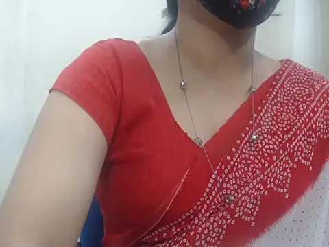 Lovely Siri 23 online show from 17, 11, 2025