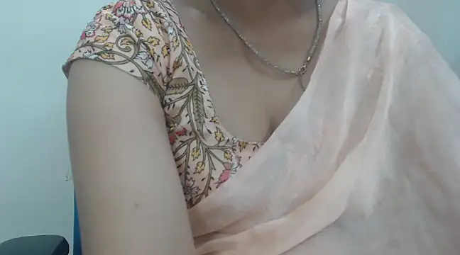 Lovely Siri 23 online show from 20, 2, 2025