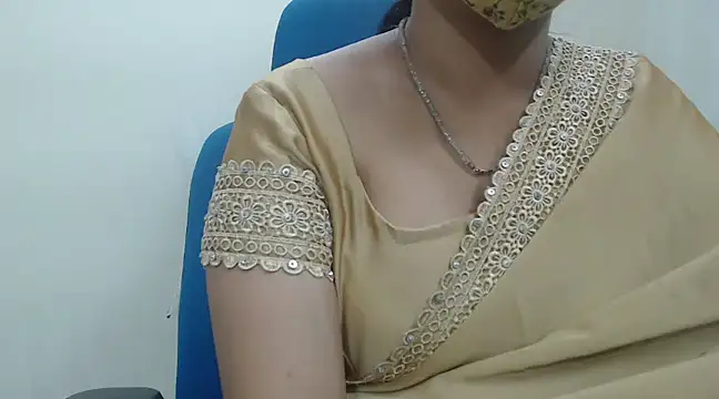 Lovely Siri 23 online show from 9, 3, 2025