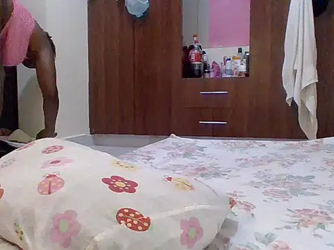 sweet-fancy online show from 28, 10, 2025