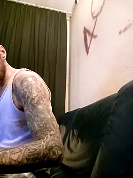 PIercingBoy38 online show from 8, 1, 2026