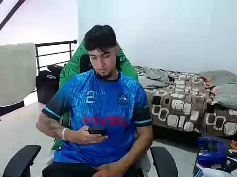 Snapshot of matias_bianco chatting on 1, 3, 2026 matias bianco online show from 1, 3, 2026