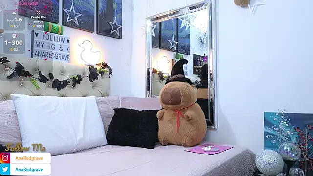 AnnaRedgrave online show from 10, 11, 2025