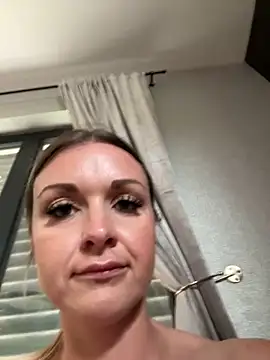 Bella-Tight online show from 21, 5, 2026