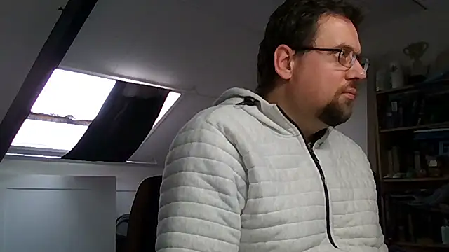 rdewaard81 online show from 4, 12, 2025