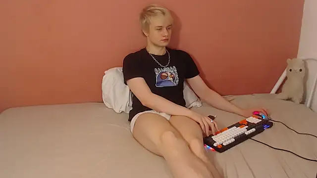 Oliver sweet  online show from 25, 3, 2026