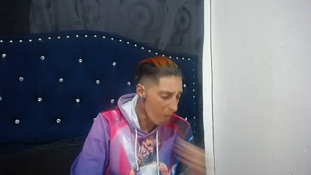 Snapshot of anyu1306 chatting on 8, 2, 2025 anyu1306 online show from 8, 2, 2025