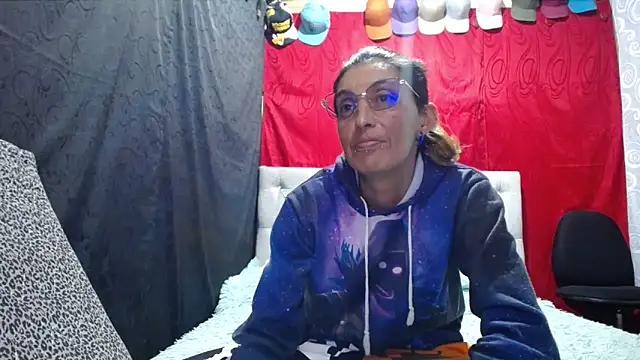 Snapshot of anyu1306 chatting on 16, 12, 2025 anyu1306 online show from 16, 12, 2025