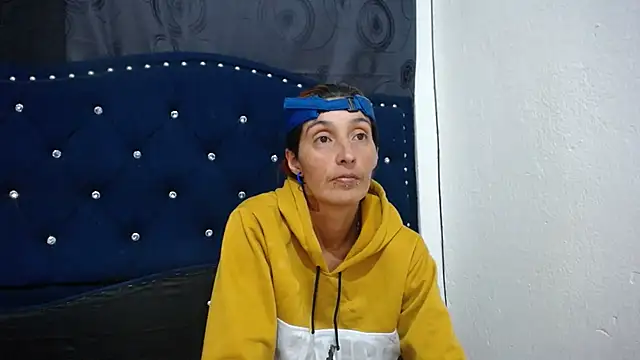 Snapshot of anyu1306 chatting on 1, 2, 2025 anyu1306 online show from 1, 2, 2025