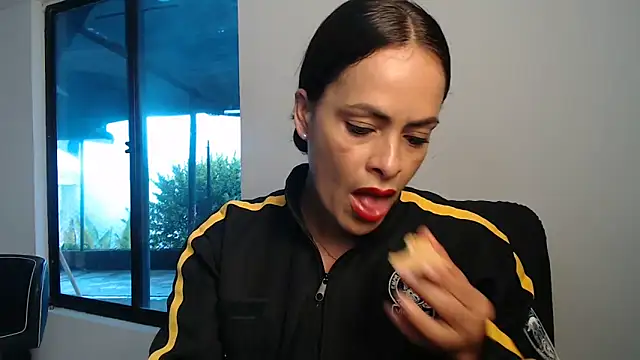 susana07 online show from 5, 3, 2026