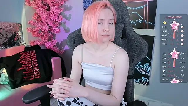 ReiYosimoto online show from 8, 10, 2025