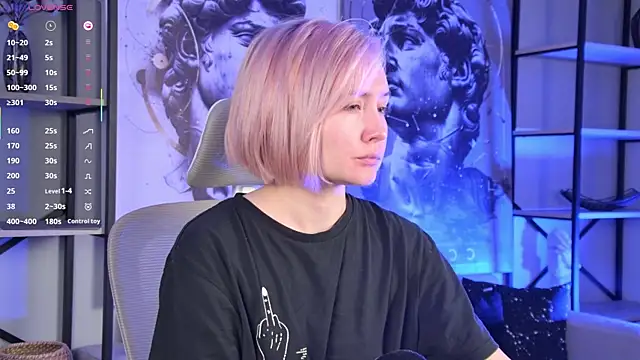 ReiYosimoto online show from 21, 11, 2025