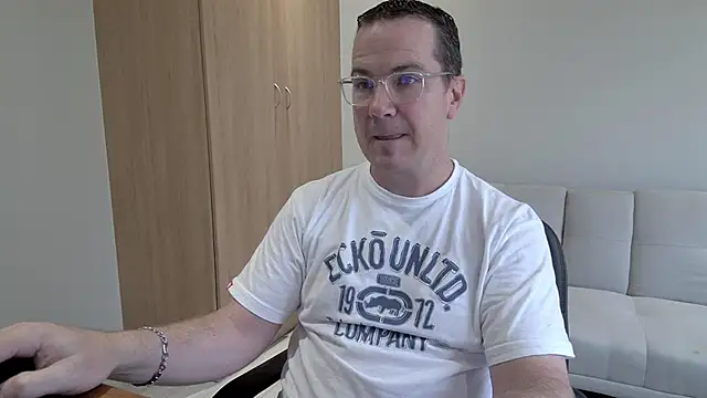 BrettJ81 online show from 15, 1, 2026