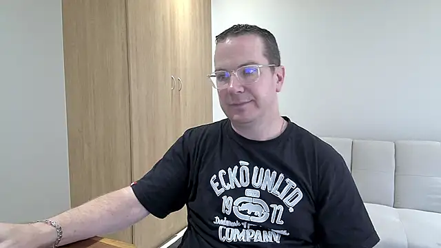 BrettJ81 online show from 13, 1, 2026