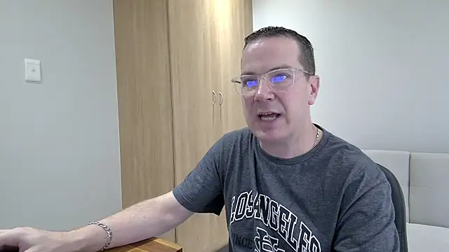 BrettJ81 online show from 2, 3, 2025