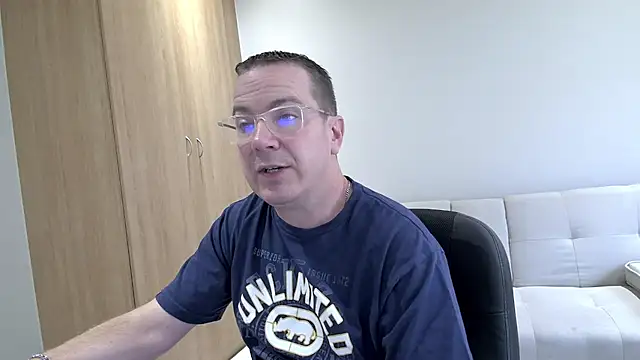 BrettJ81 online show from 20, 12, 2024