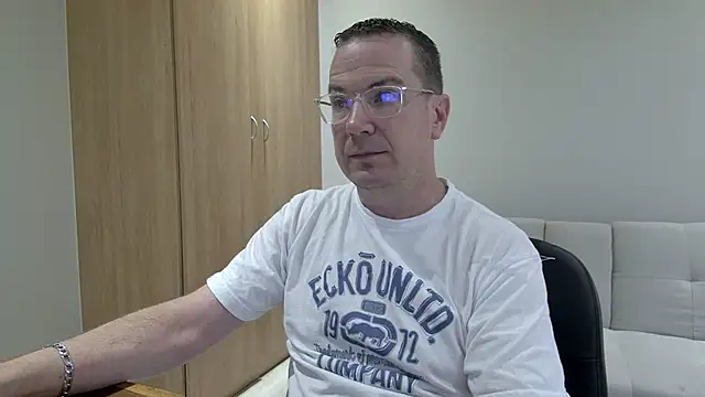 BrettJ81 online show from 28, 2, 2026