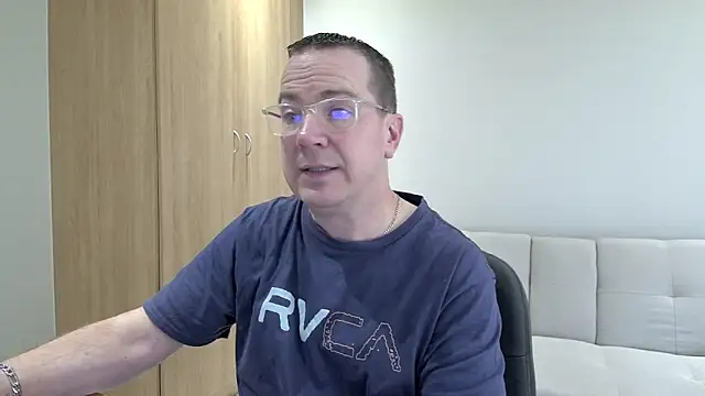 BrettJ81 online show from 15, 9, 2025