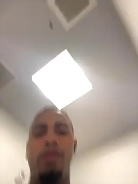 Snapshot of Diosn111 chatting on 16, 12, 2025 Diosn111 online show from 16, 12, 2025