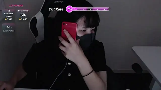 Snapshot of mimika0403 chatting on 5, 10, 2025 mimika0403 online show from 5, 10, 2025