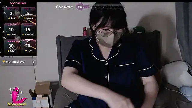 Snapshot of mimika0403 chatting on 3, 6, 2026 mimika0403 online show from 3, 6, 2026