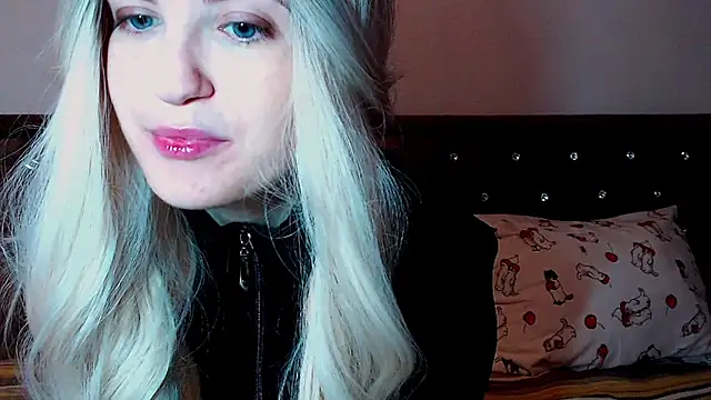 Sara4uu online show from 14, 9, 2025