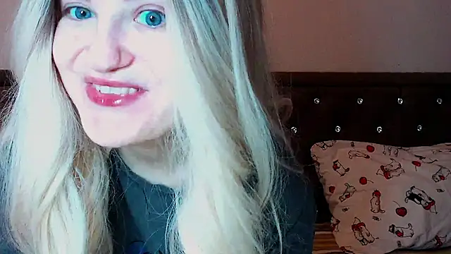 Sara4uu online show from 17, 10, 2025