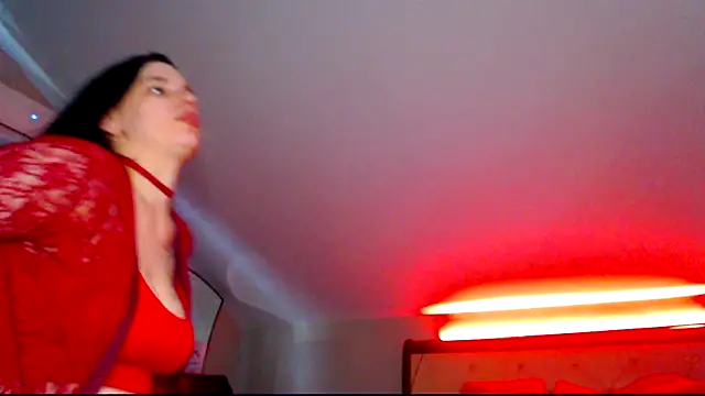 Snapshot of Laya_Moon chatting on 9, 7, 2026 Laya Moon online show from 9, 7, 2026