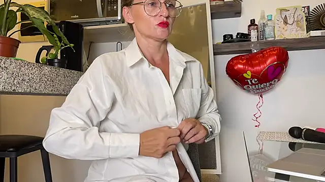 mommy nadin online show from 24, 2, 2025