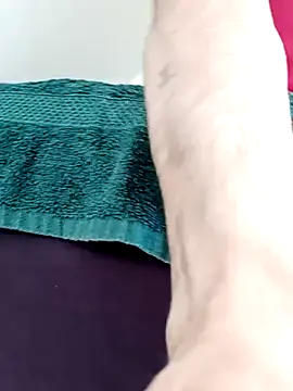 JOHANNA9MOI02 online show from 8, 4, 2026