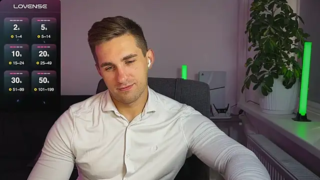 Sweeet  boy online show from 25, 9, 2025