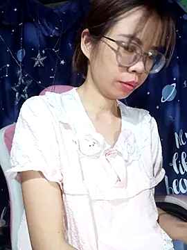   Mai-love19   online show from 14, 4, 2026