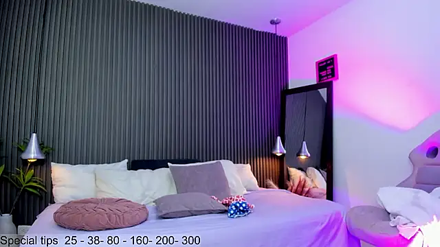 pervert lizza online show from 11, 2, 2026