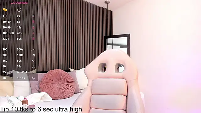 pervert lizza online show from 16, 9, 2025