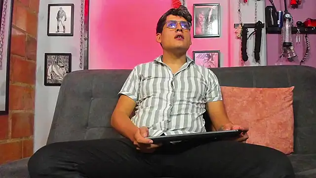 dom2travelersss online show from 17, 3, 2025