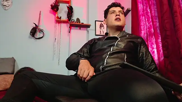 dom2travelersss online show from 8, 11, 2025