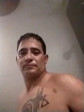 Snapshot of golfodecortes chatting on 17, 12, 2024 golfodecortes online show from 17, 12, 2024