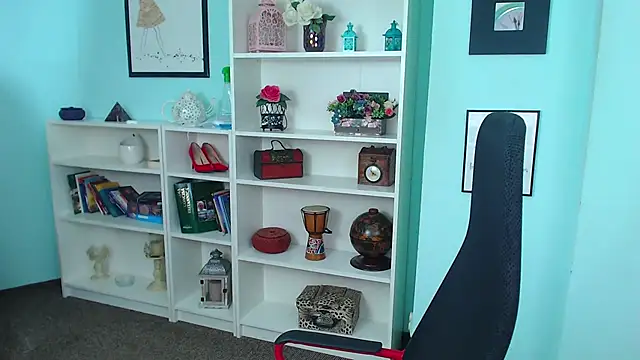 BrianaJoy online show from 3, 11, 2025