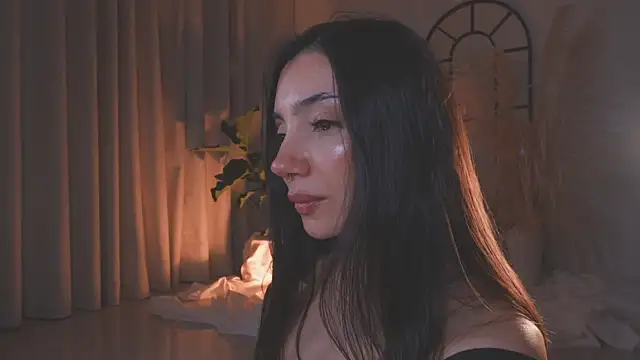 AmyArmstrong online show from 21, 9, 2025