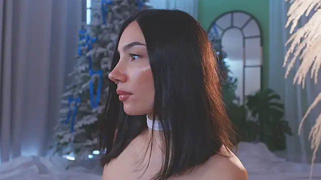 AmyArmstrong online show from 14, 12, 2025