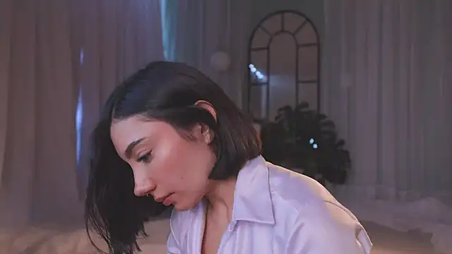 AmyArmstrong online show from 2, 4, 2026