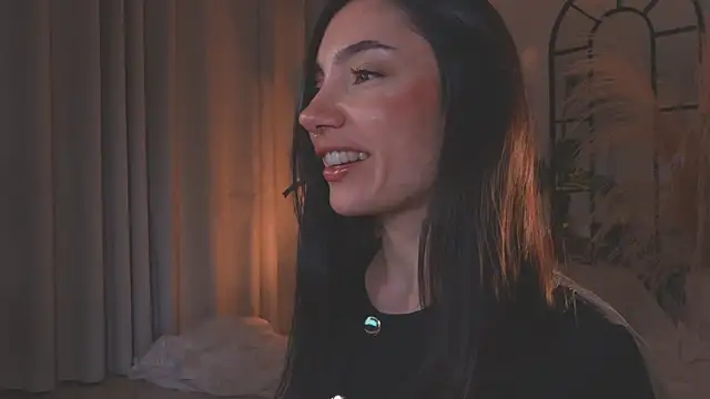 AmyArmstrong online show from 2, 10, 2025