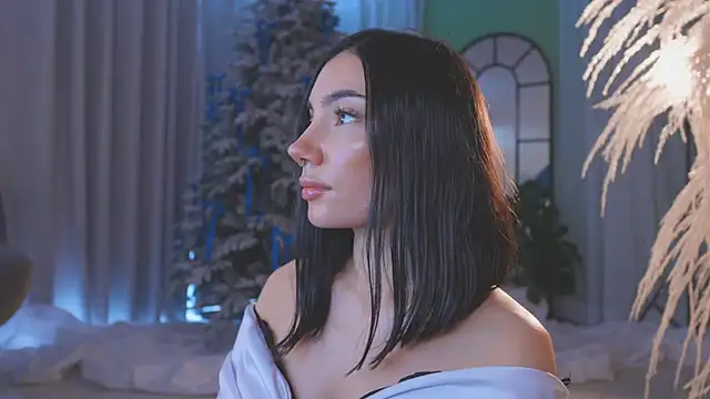 AmyArmstrong online show from 20, 12, 2025