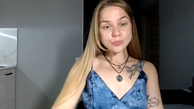 Snapshot of Sunbeam_ chatting on 12, 6, 2026 Sunbeam online show from 12, 6, 2026