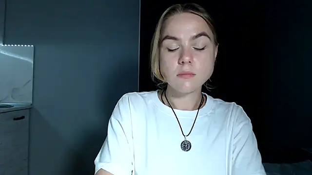 Snapshot of Sunbeam_ chatting on 10, 6, 2026 Sunbeam online show from 10, 6, 2026