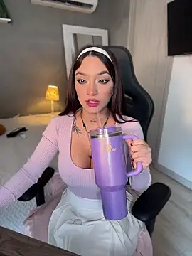 DaniDusan  online show from 31, 5, 2026