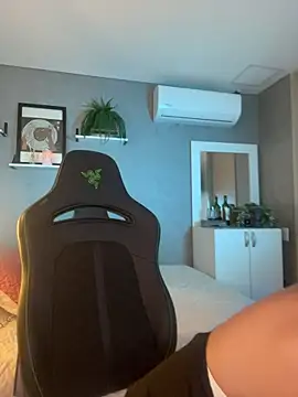 DaniDusan  online show from 16, 2, 2026